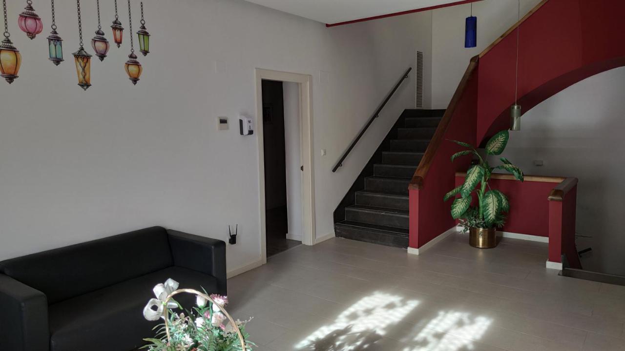 Hotel Oleum 贝尔奇特 外观 照片